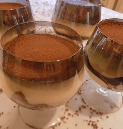 Tiramisu w pucharkach