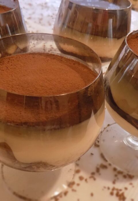 Tiramisu w pucharkach