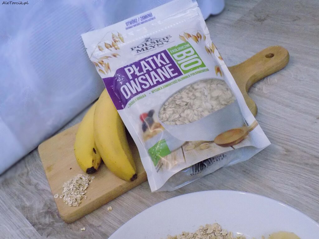Pancakes owsiane z bananami